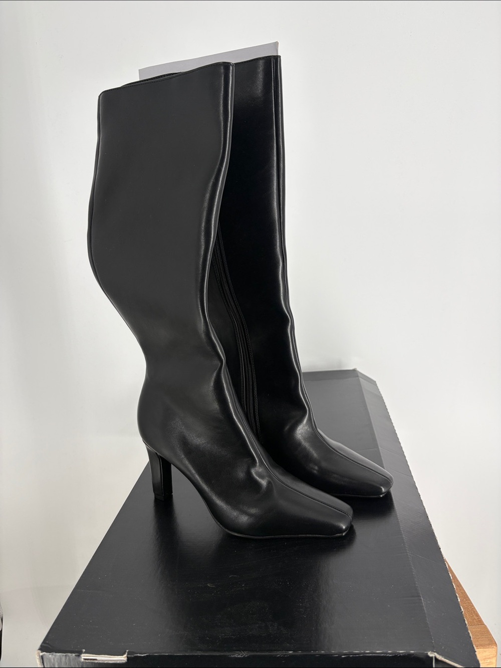 New Madden Girl Women's Black Knee-High Leather Boots size 6.5 M